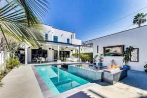 Sleek & Chic Melrose Villa